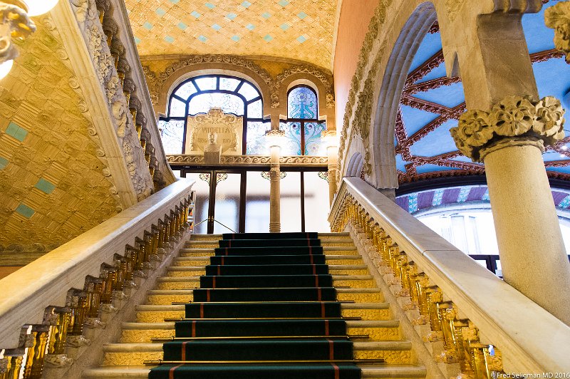 20160528_181356 D4S.jpg - Staircase, Palau de Musica, Barcelona